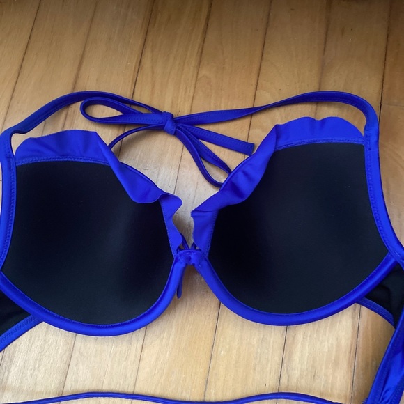 Victoria’s Secret fabulous top cobalt blue excellent condition Size 34D - Picture 2 of 3